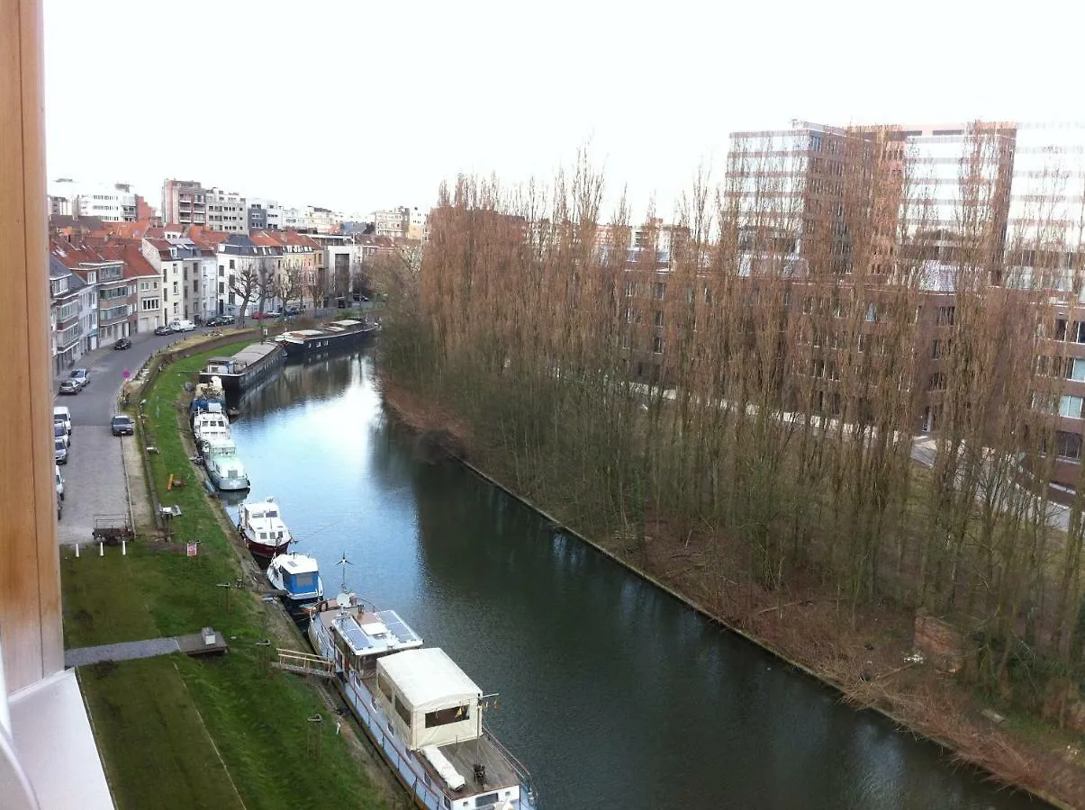 Scheldepunt Apartment Ghent 0*,