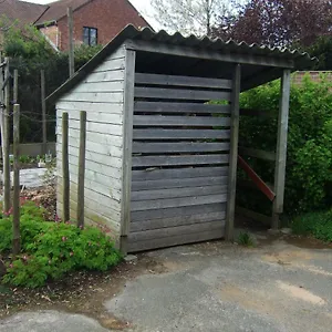 Guestrooms Bij Het Station Van Drongen Ghent